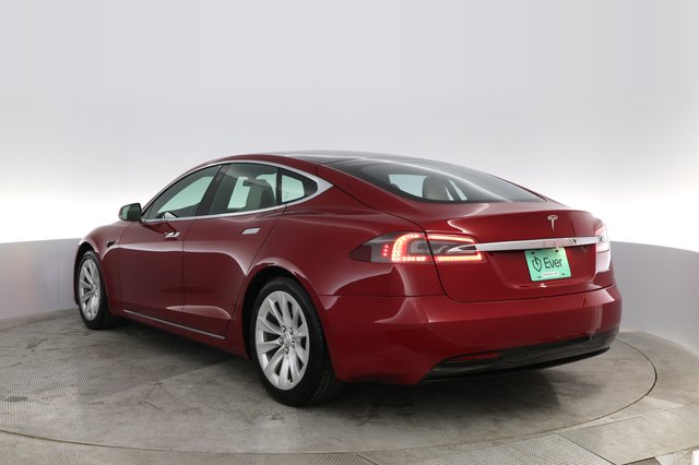 2019 Tesla Model S — photo 9 of 29