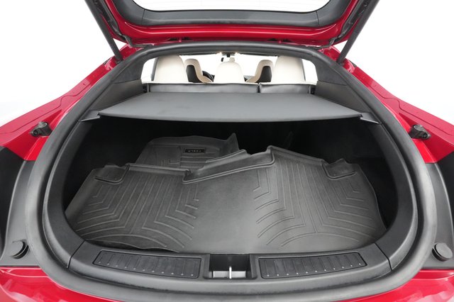 2019 Tesla Model S — photo 17 of 29
