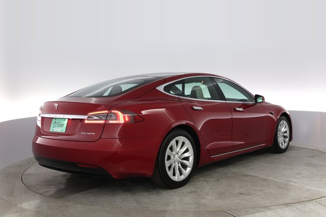 2019 Tesla Model S — photo 2 of 29
