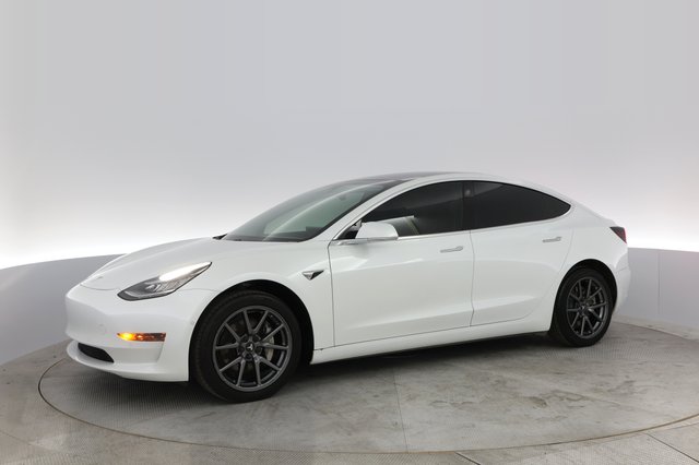 2020 Tesla Model 3 — photo 11 of 13