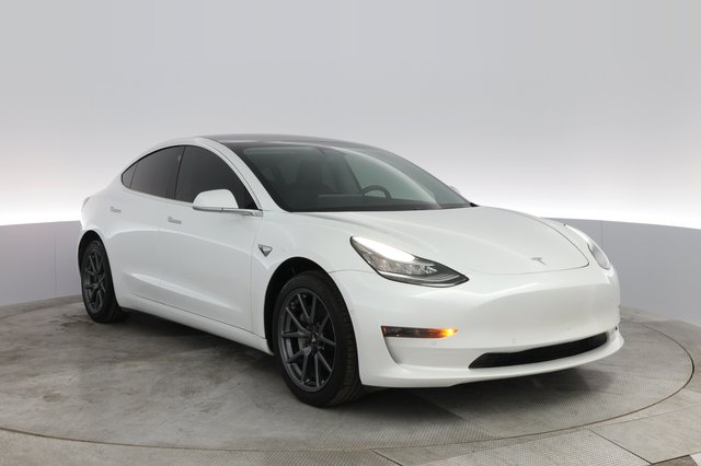 2020 Tesla Model 3 — photo 6 of 13