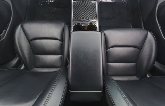 2020 Tesla Model 3 — photo 13 of 13