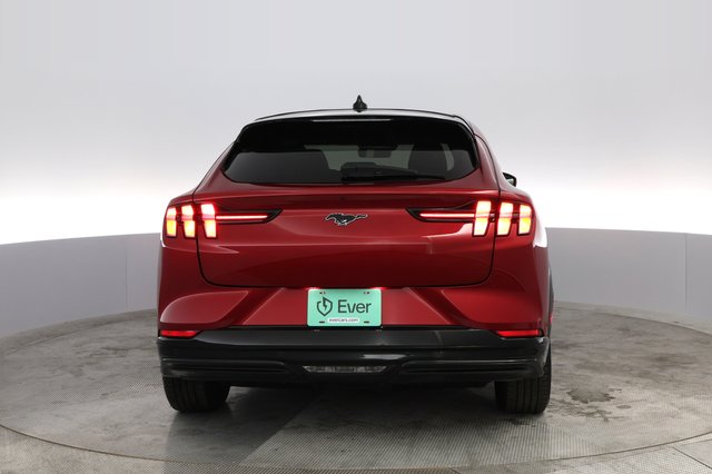 2021 Ford Mustang Mach-E — photo 9 of 39