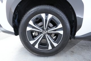2023 Toyota bZ4X — photo 16 of 23