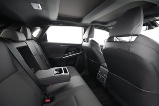 2023 Toyota bZ4X — photo 4 of 23