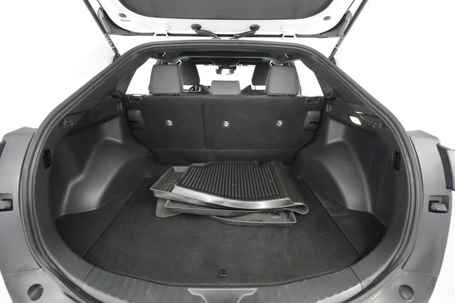 2023 Toyota bZ4X — photo 6 of 23