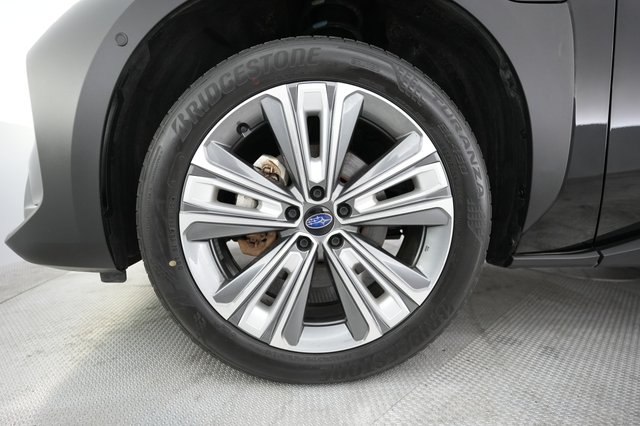 2023 Subaru Solterra — photo 11 of 27