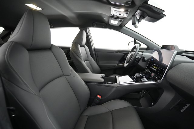 2023 Subaru Solterra — photo 17 of 27