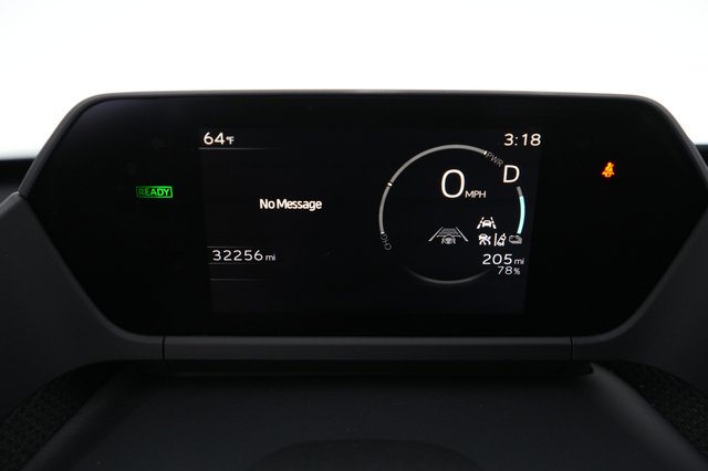 2023 Subaru Solterra — photo 4 of 27