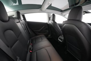 2018 Tesla Model 3 — photo 4 of 42