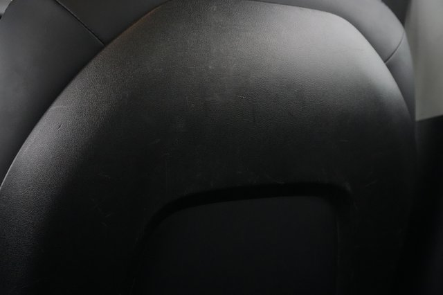 2018 Tesla Model 3 — photo 30 of 42