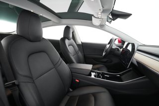 2018 Tesla Model 3 — photo 18 of 42
