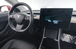2018 Tesla Model 3 — photo 3 of 42