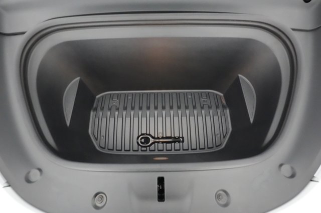 2021 Tesla Model Y — photo 20 of 25