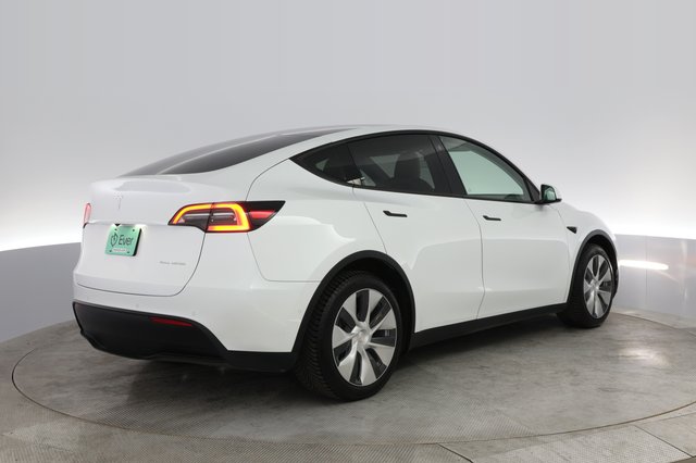 2021 Tesla Model Y — photo 3 of 25