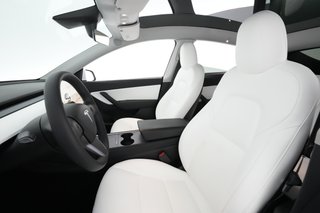 2021 Tesla Model Y — photo 15 of 25