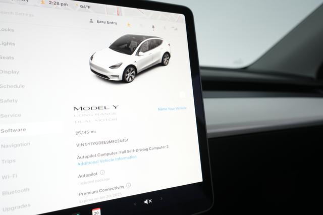 2021 Tesla Model Y — photo 4 of 25
