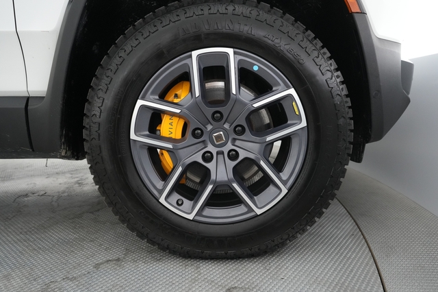 2022 Rivian R1T
