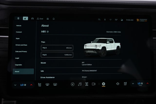 2022 Rivian R1T — photo 5 of 23