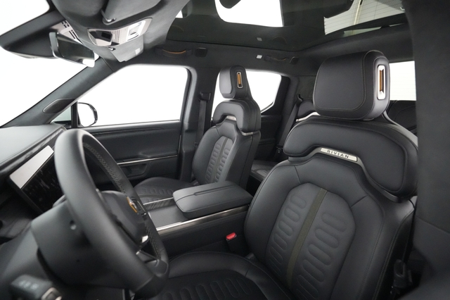 2022 Rivian R1T