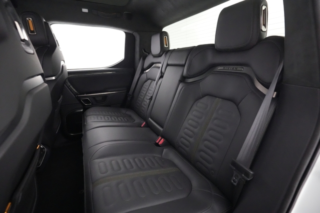 2022 Rivian R1T