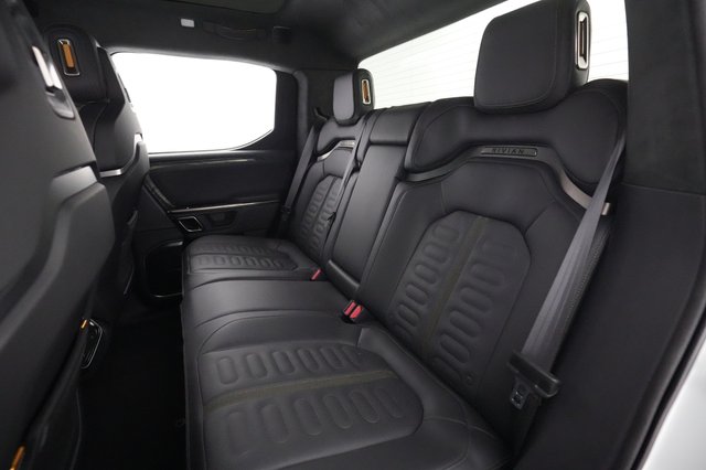 2022 Rivian R1T — photo 20 of 23