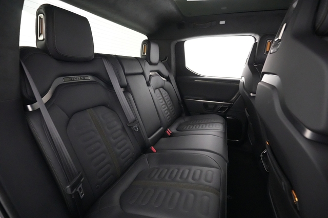 2022 Rivian R1T