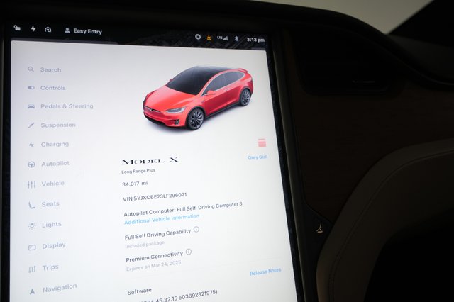 2020 Tesla Model X — photo 4 of 46