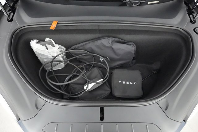2020 Tesla Model X — photo 20 of 46