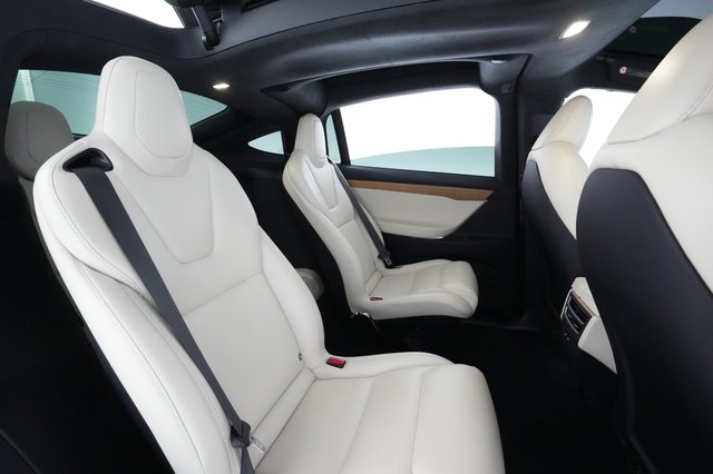 2020 Tesla Model X — photo 3 of 46