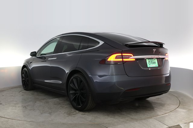 2020 Tesla Model X — photo 9 of 46