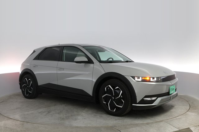 2023 Hyundai IONIQ 5 — photo 7 of 46