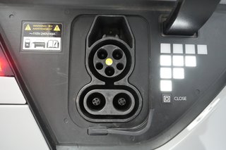 2023 Hyundai IONIQ 5 — photo 18 of 46