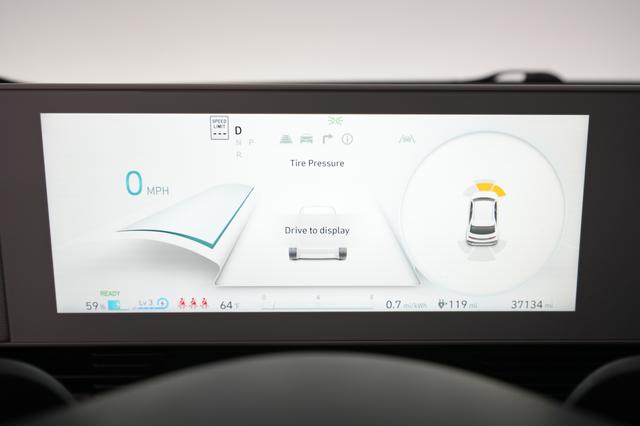 2023 Hyundai IONIQ 5 — photo 4 of 46