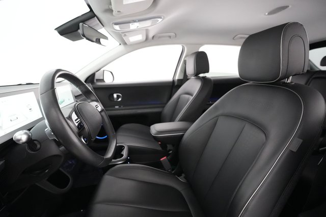 2023 Hyundai IONIQ 5 — photo 15 of 46