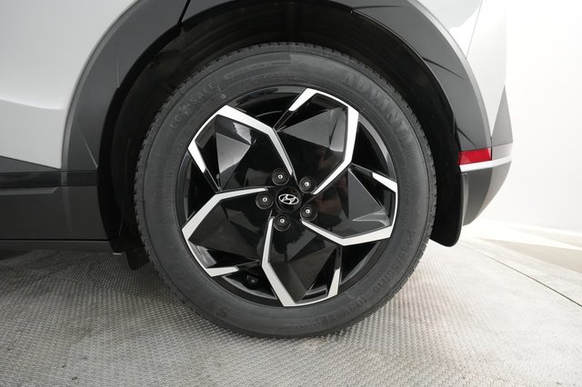 2023 Hyundai IONIQ 5 — photo 12 of 46