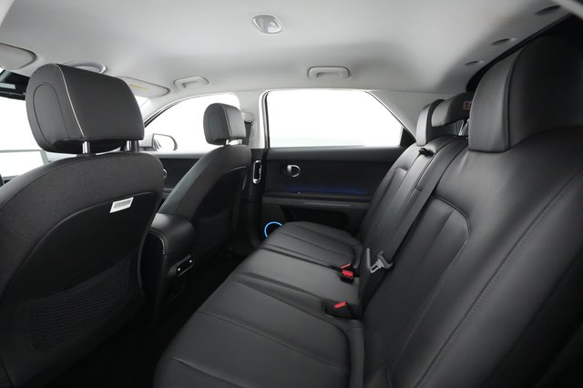 2023 Hyundai IONIQ 5 — photo 16 of 46