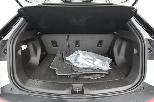 2022 Chevrolet Bolt EUV — photo 6 of 21