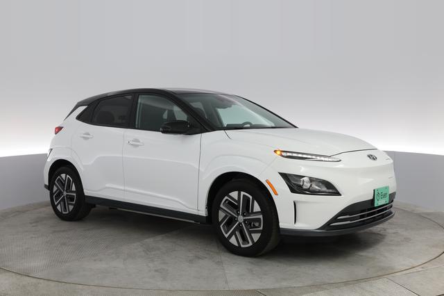 2022 Hyundai Kona — photo 7 of 28