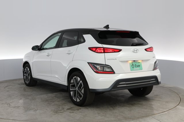 2022 Hyundai Kona — photo 9 of 28