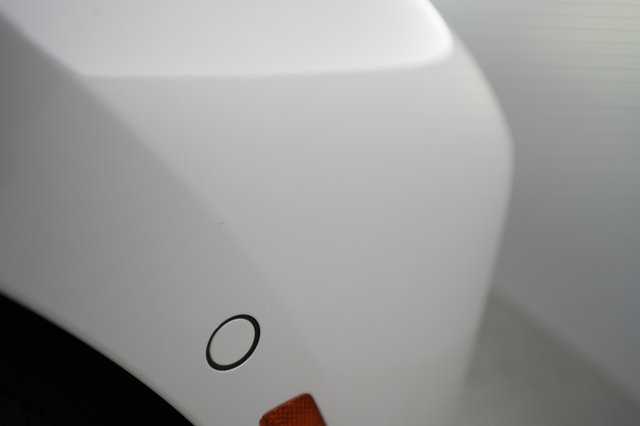 2022 BMW i4 — photo 30 of 61