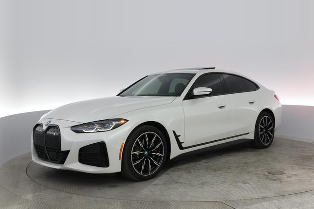 2022 BMW i4 — VIN WBY73AW0XNFN10894