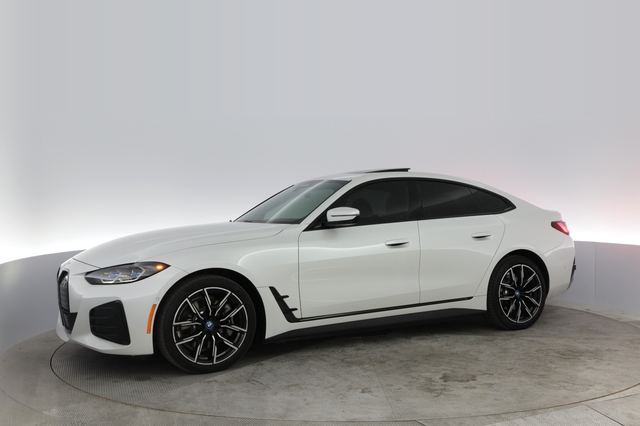 2022 BMW i4