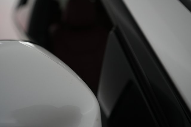 2022 BMW i4 — photo 23 of 61