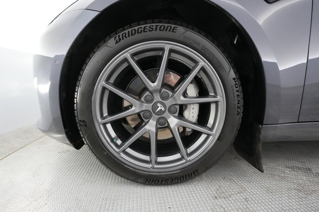 2022 Tesla Model 3 — photo 11 of 55