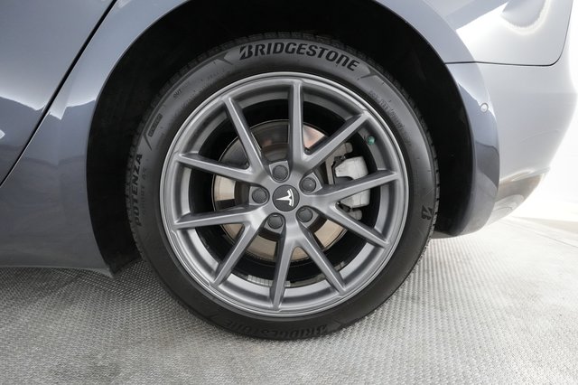 2022 Tesla Model 3 — photo 12 of 55
