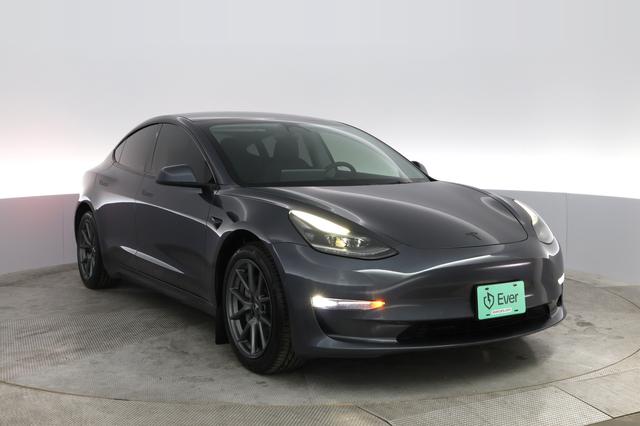 2022 Tesla Model 3 — photo 6 of 55