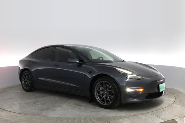 2022 Tesla Model 3 — photo 7 of 55