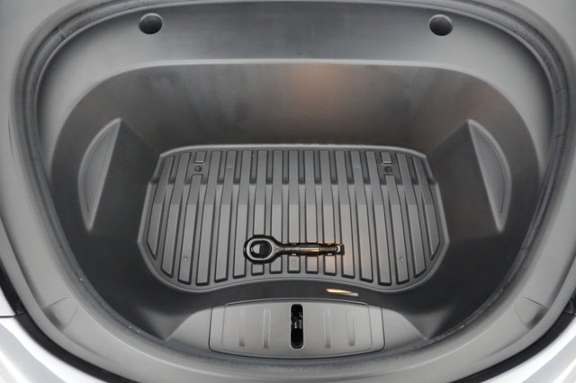 2022 Tesla Model 3 — photo 20 of 55