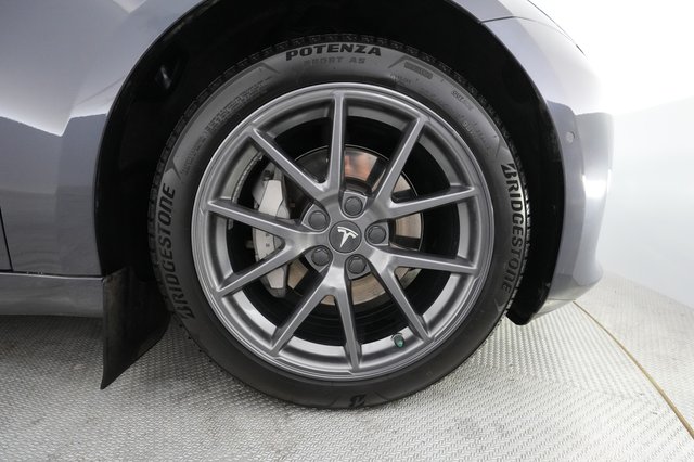 2022 Tesla Model 3 — photo 13 of 55